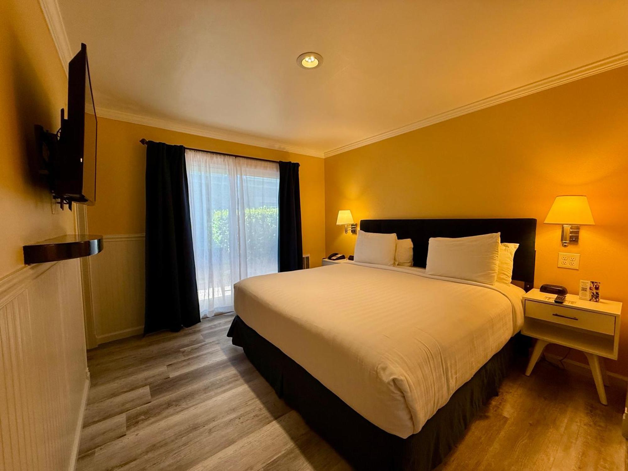 Monterey Bay Lodge Extérieur photo